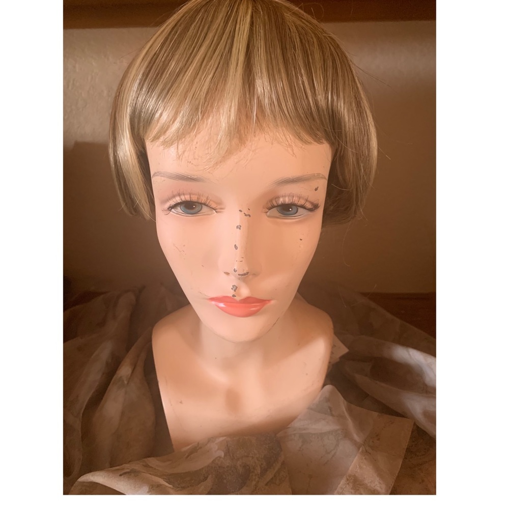 J&K Bob wig
